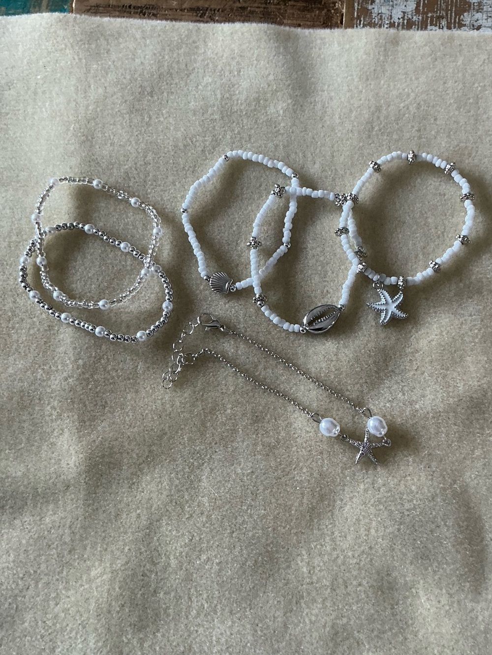 White Beaded Shell & Starfish Bracelet Set